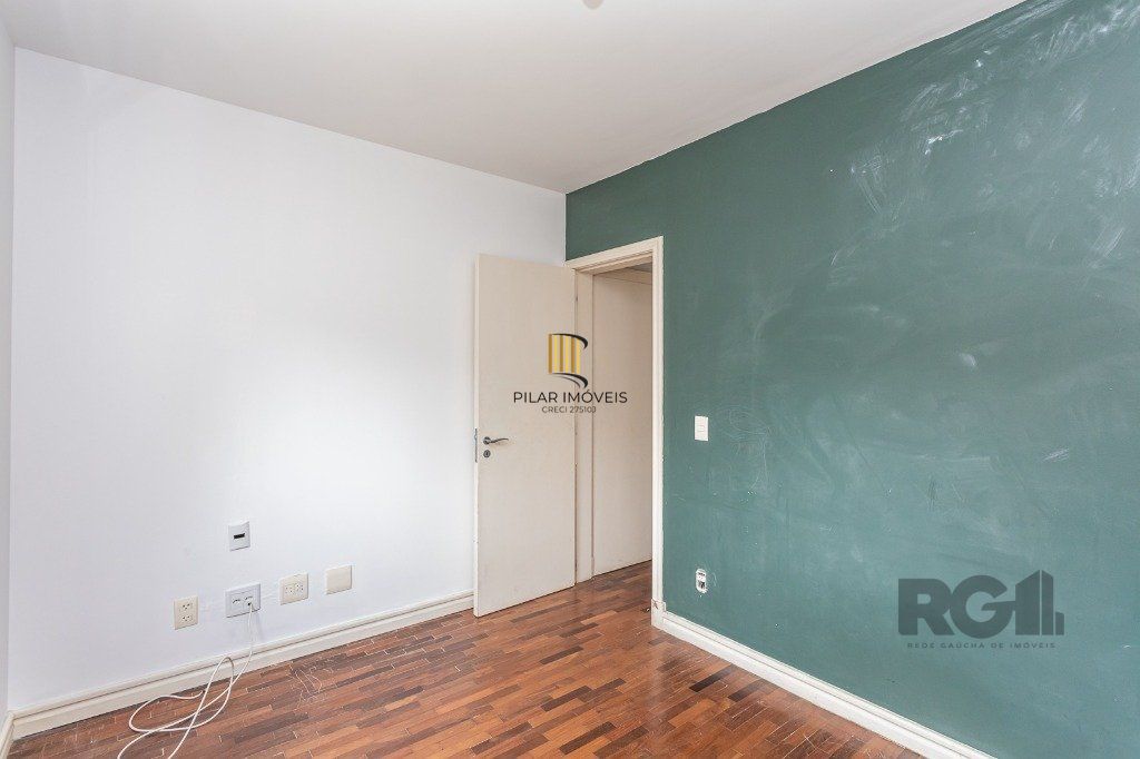 Apartamento para Venda - 102.05m², 3 dormitórios, sendo 1 suites, 2 vagas - Auxiliadora