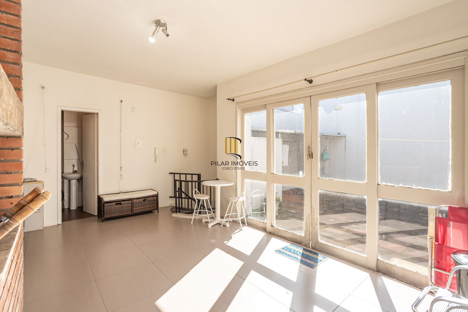 Apartamento cobertura no Cristo Redentor de 1 dormitório com terraço e 98m²