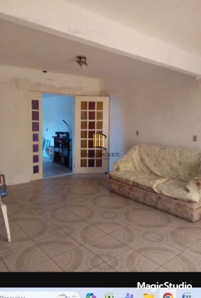 Casa sobrado no bairro Santo Antônio de 4 dormitórios e 2 vagas
