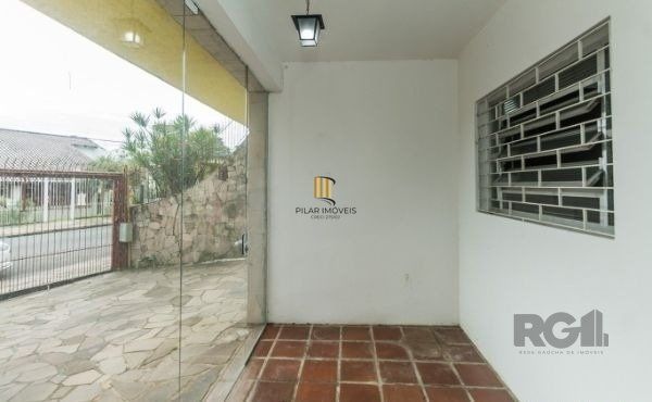 Casa 5 dormitórios no bairro Jardim Sabará