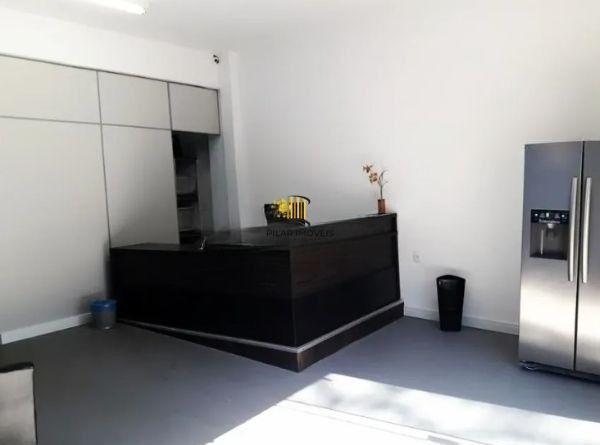 Prédio Comercial no bairro Santana