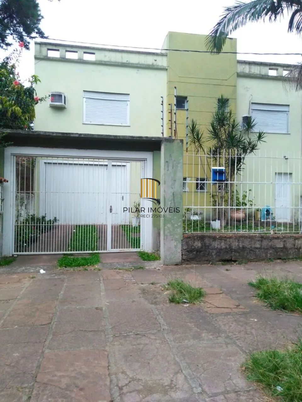 Sobrado 3 dormitórios no bairro Cristal