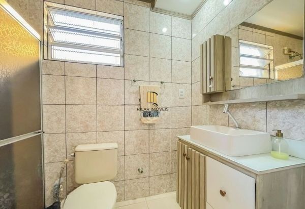 Casa no bairro Cavalhada de 3 dormitórios e 3 vagas