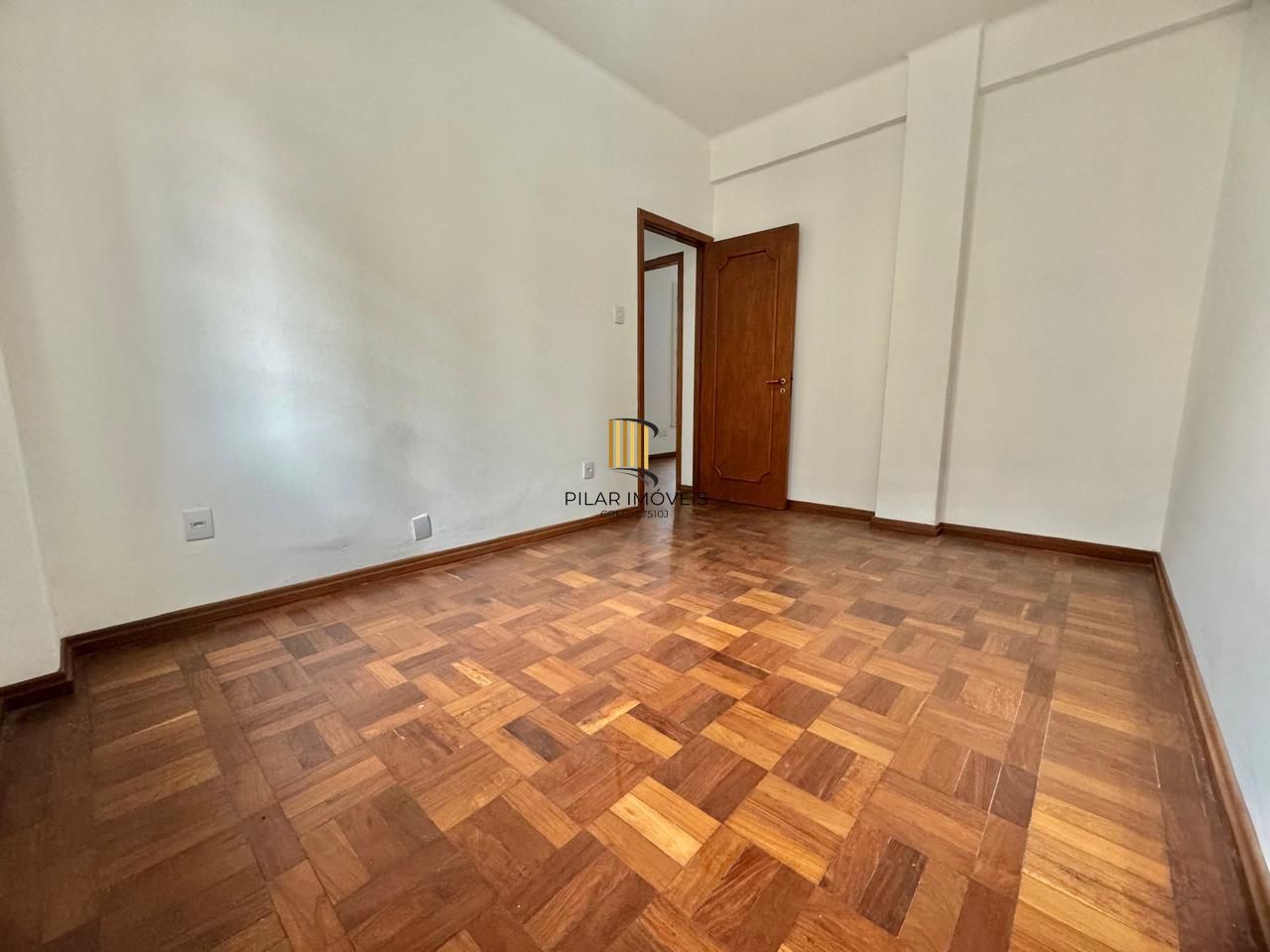 Apartamento 4 dormitórios no bairro Centro Histórico