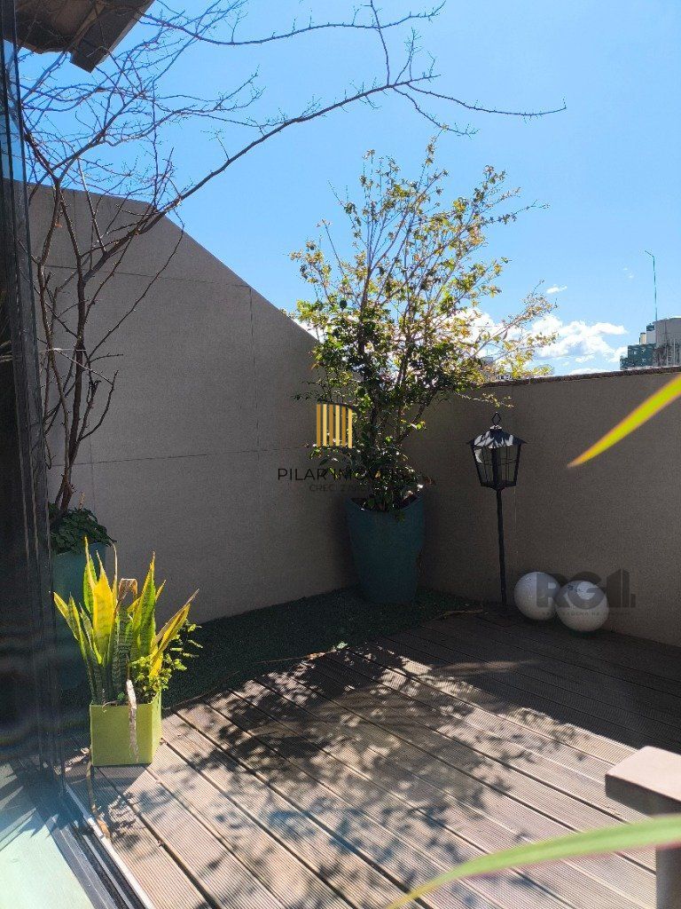 Cobertura no bairro Higienópolis de 1 dormitório