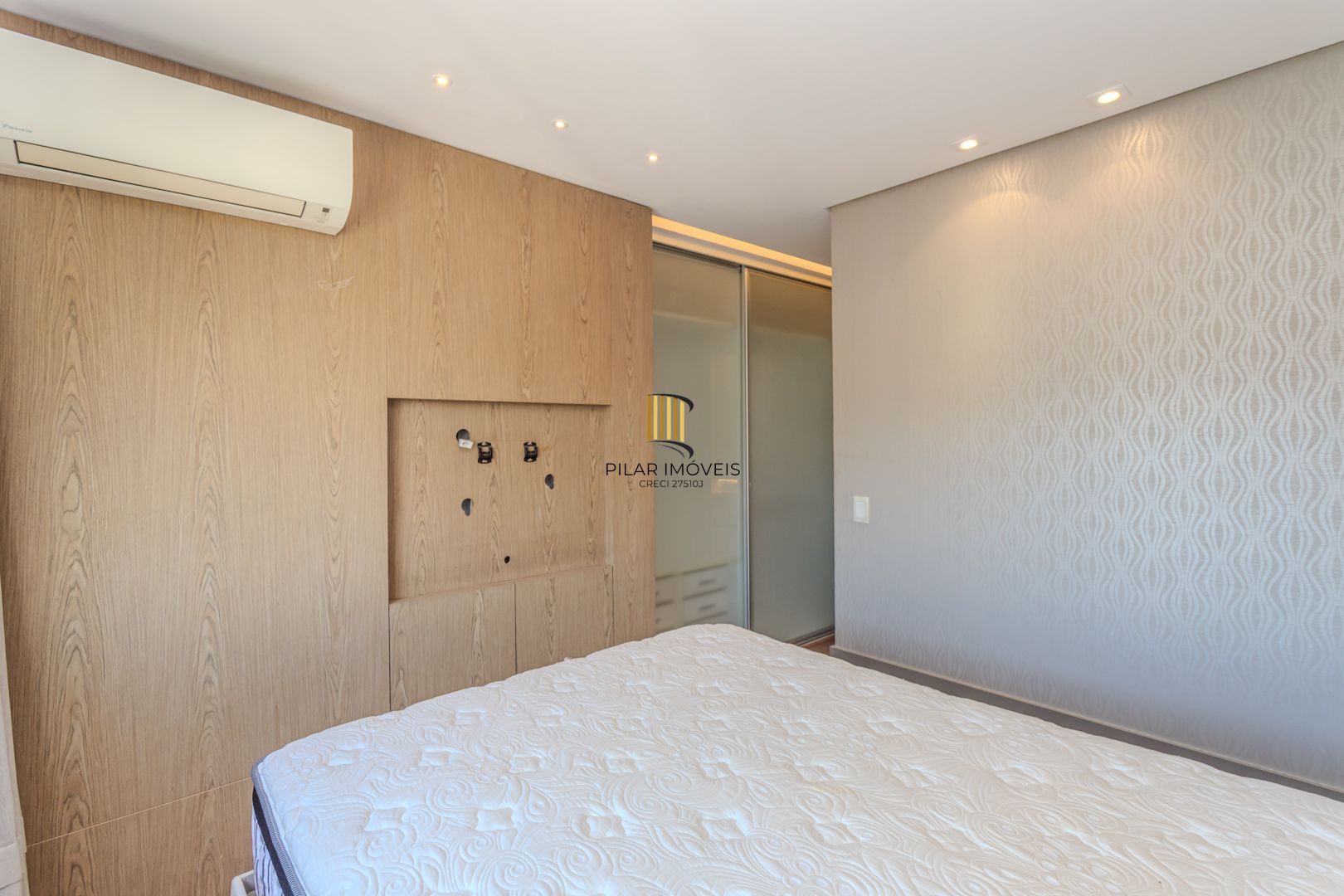 Apartamento impecável, finamente decorado, entrar e morar!