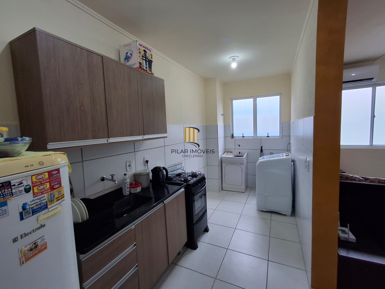 Apartamento 02 dormit com vaga fixa, no bairro Chapéu do Sol, em Porto Alegre