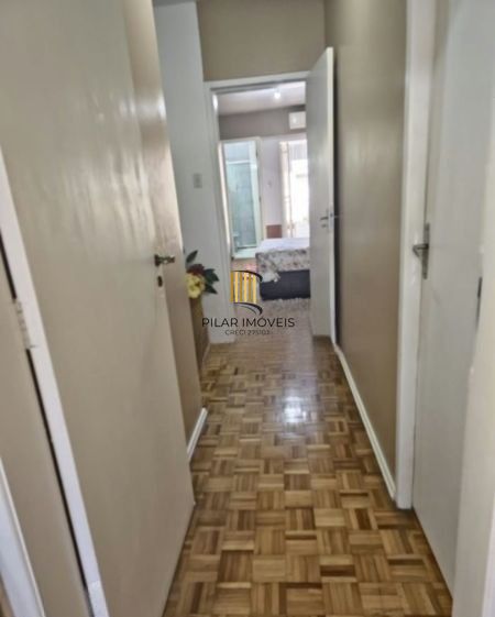 Casa sobrado no Passo D'areia de 3 dormitórios e vaga