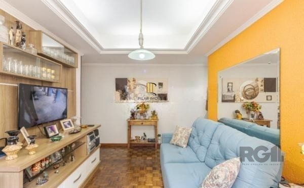 Apartamento no Centro de 2 dormitórios reformado