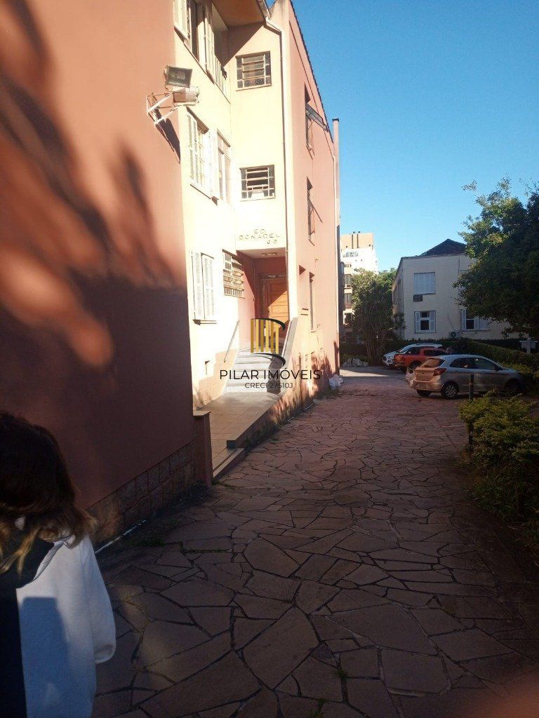 Apartamento no bairro Petrópolis de 3 dormitórios e vaga