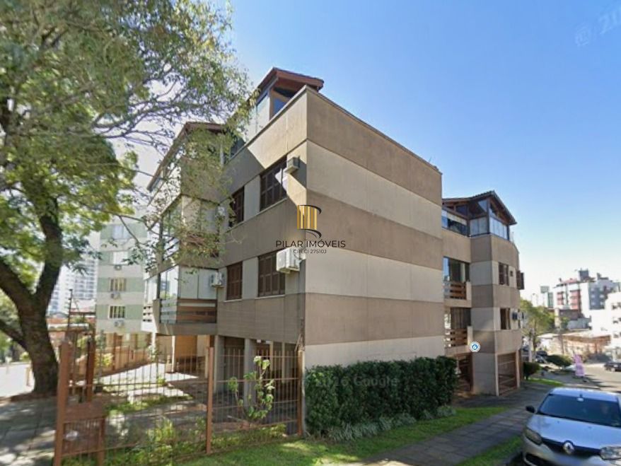 Apartamento no Passo D'areia de 2 dormitórios e 2 vagas DESOCUPADO