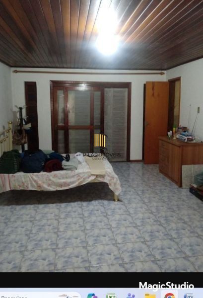 Casa sobrado no bairro Santo Antônio de 4 dormitórios e 2 vagas