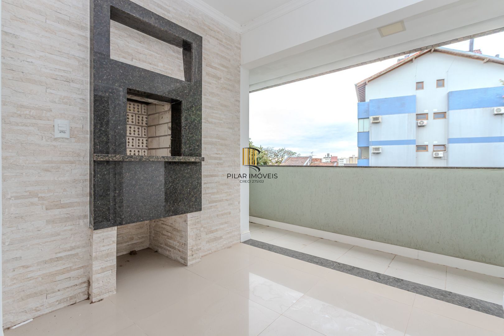 Apartamento NOVO no Menino Deus de 3 dormitórios e 2 vagas