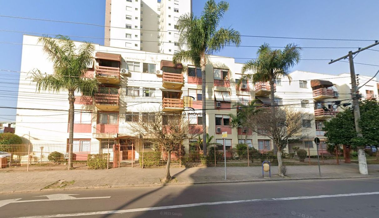 Apartamento Térreo com pátio no Menino Deus de 1 dormitório DESOCUPADO - Pilar Imóveis