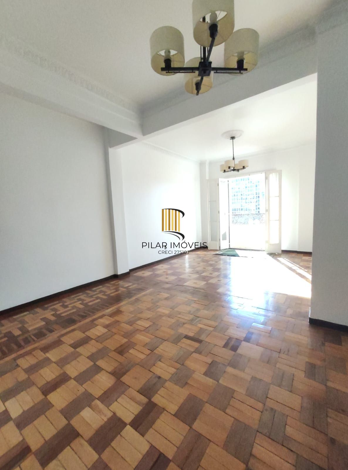 Apartamento 2 dormitórios no bairro Floresta