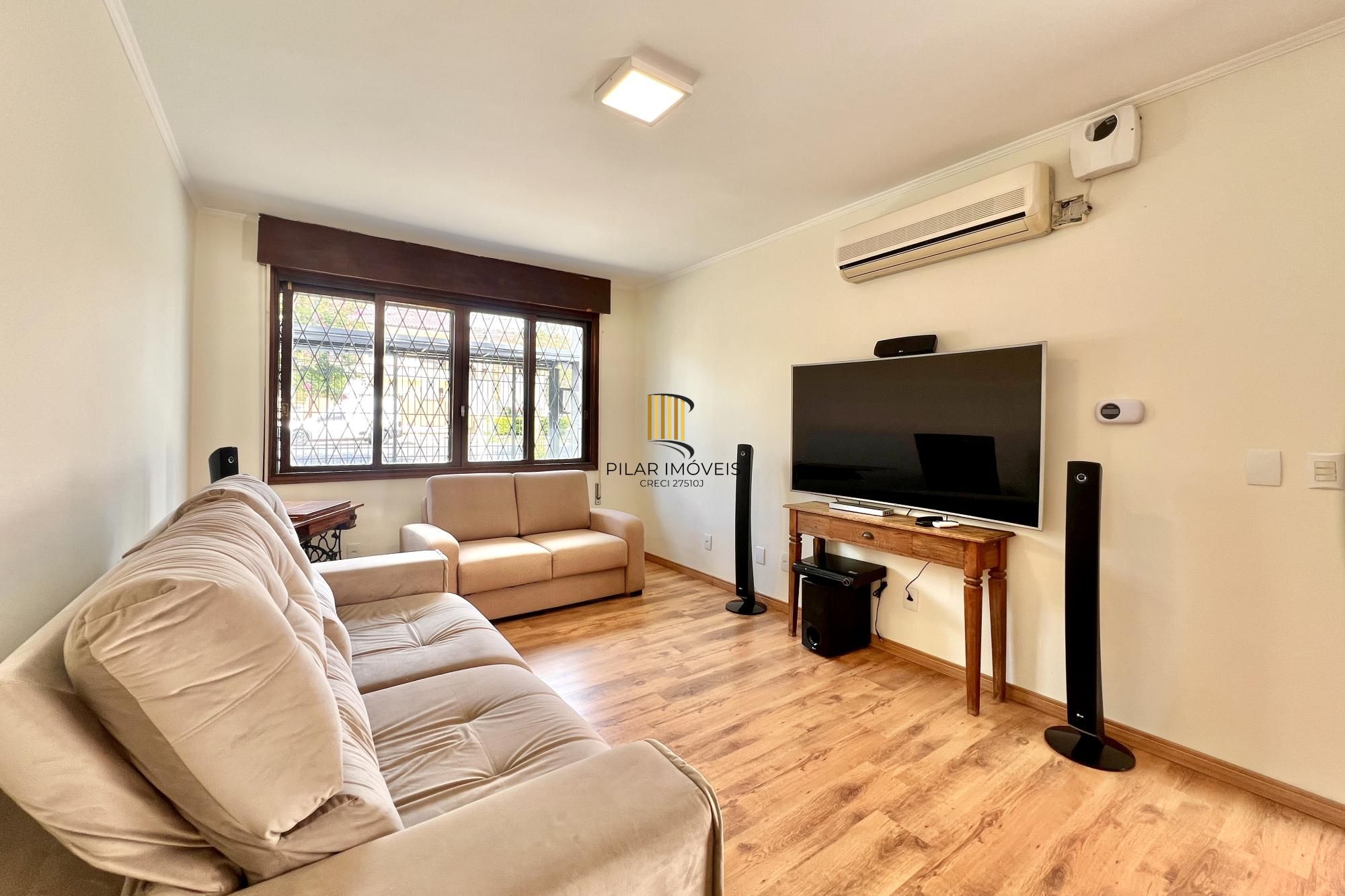 Casa 3 dormitórios no bairro Jardim Europa