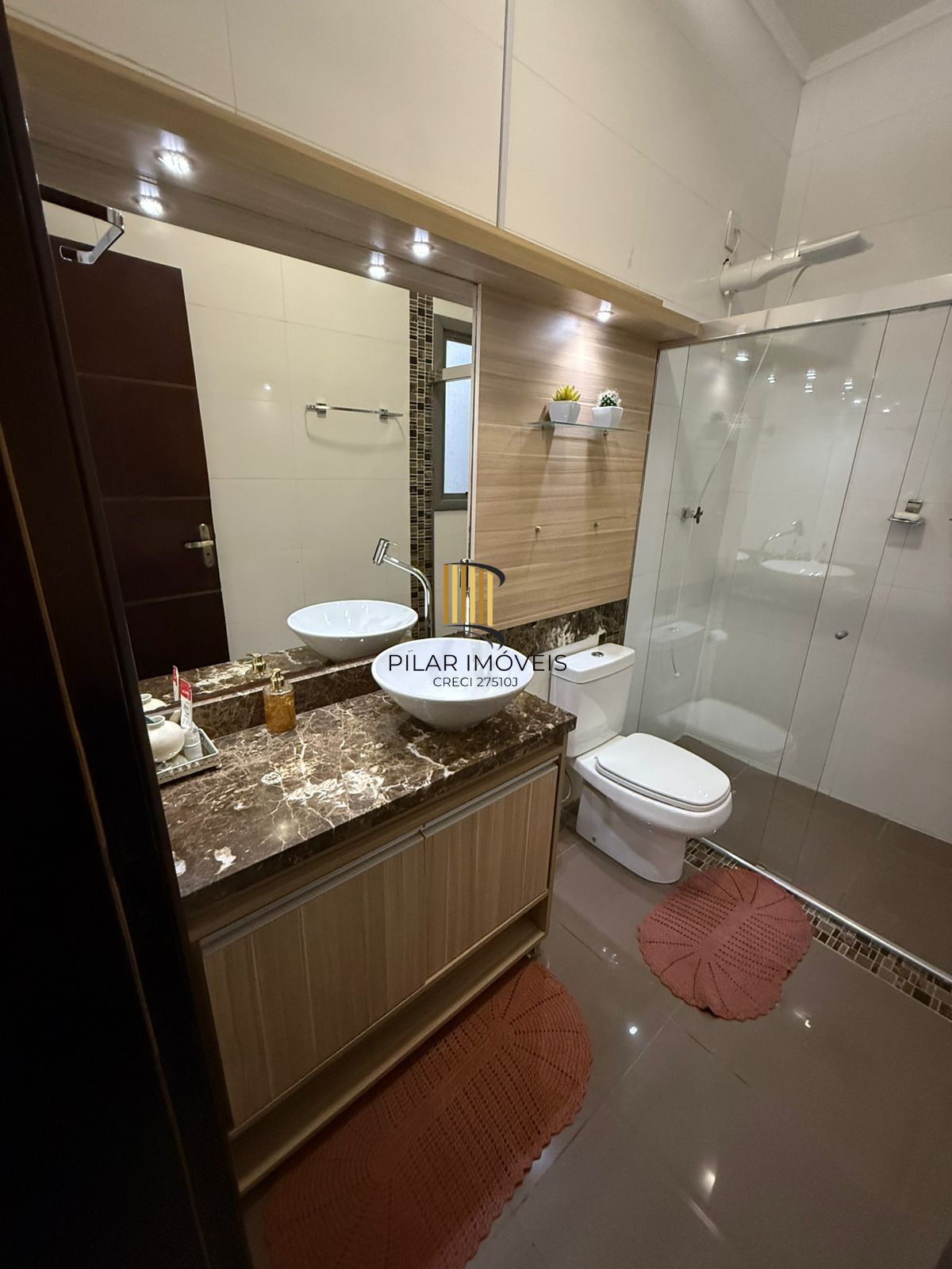 Casa 4 dormitórios no bairro Sumaré