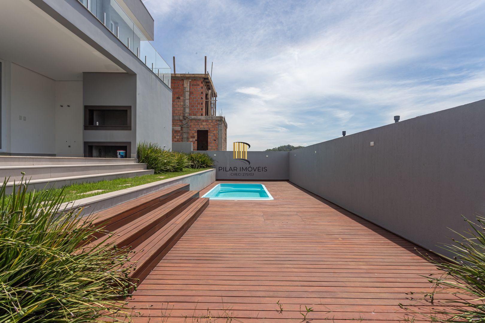 Casa de Condomínio 4 dormitórios no bairro Vila Nova