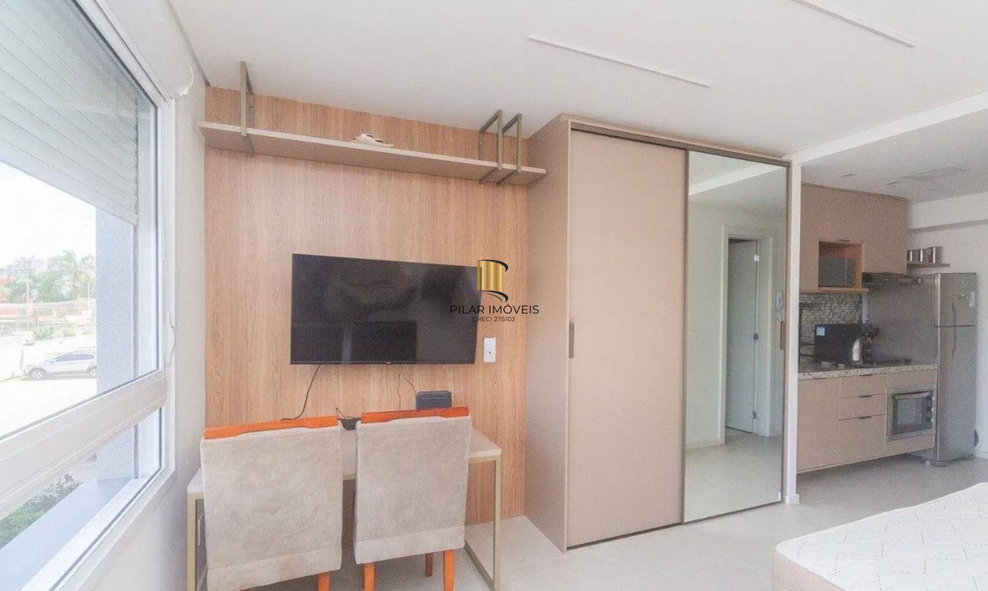 Apartamento no Partenon de 1 dormitório e vaga DESOCUPADO