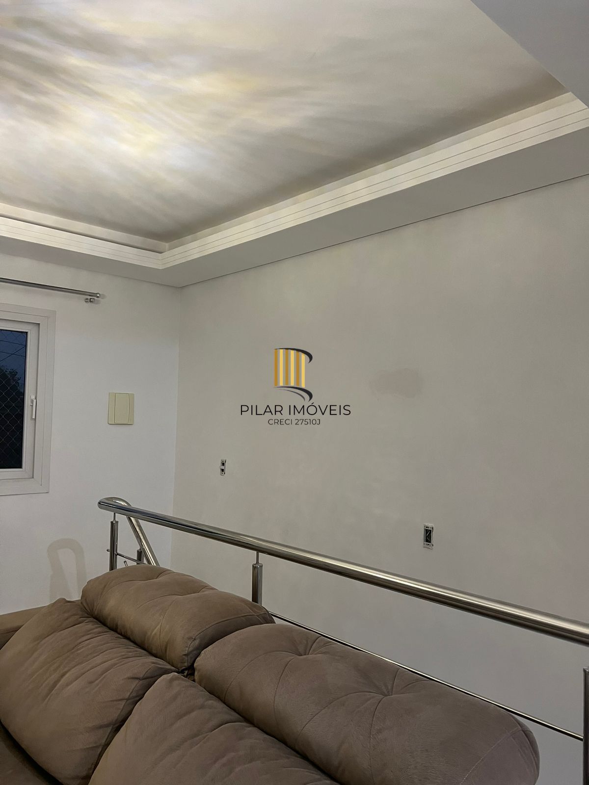 Casa sobrado em Gravatai de 3 dormitórios e 2 vagas