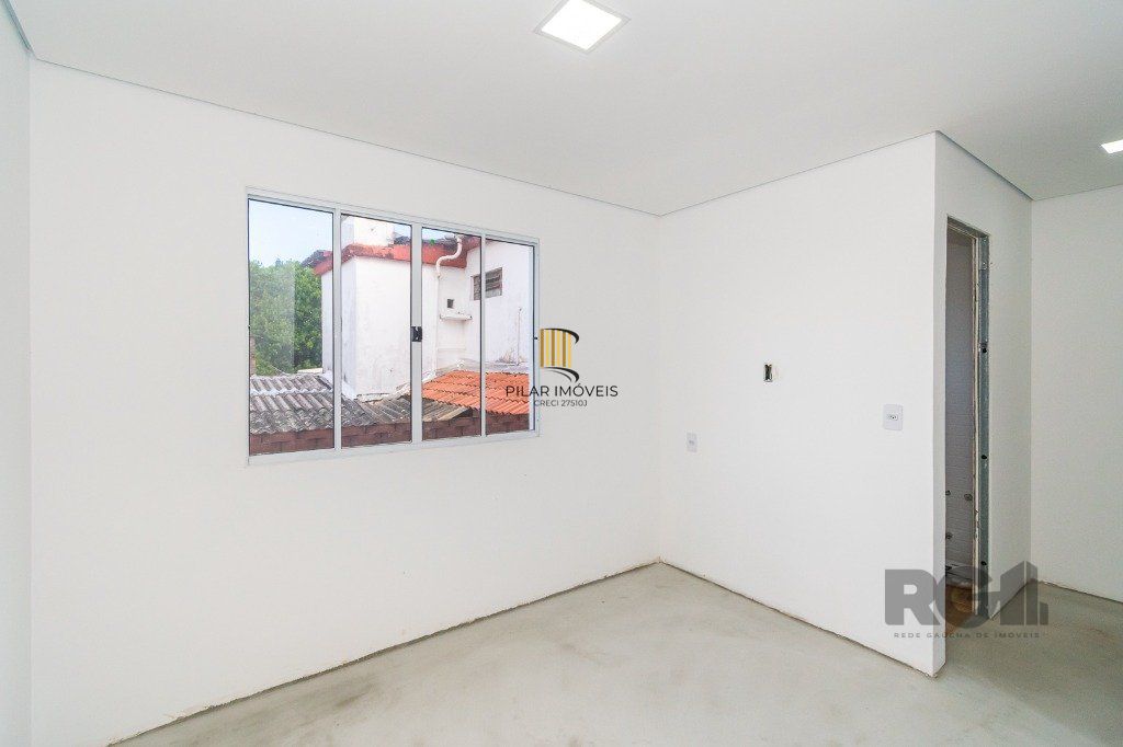 Casa no bairro Cristal de 3 dormitórios