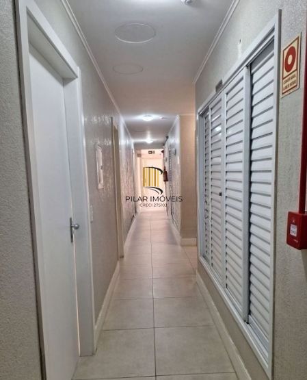 Apartamento de 2 dormitórios e vaga no bairro Santo Antônio desocupado