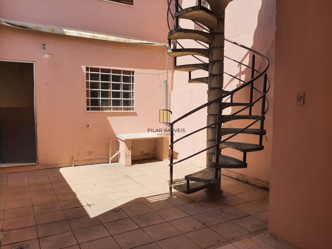 Casa 3 dormitórios no bairro Hípica