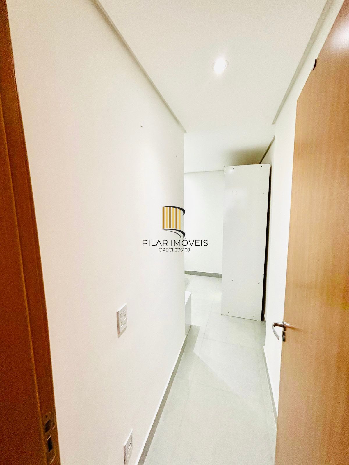 Apartamento no Cond Porto Cruzeiro de 2 dormitórios, 1 vaga e infra