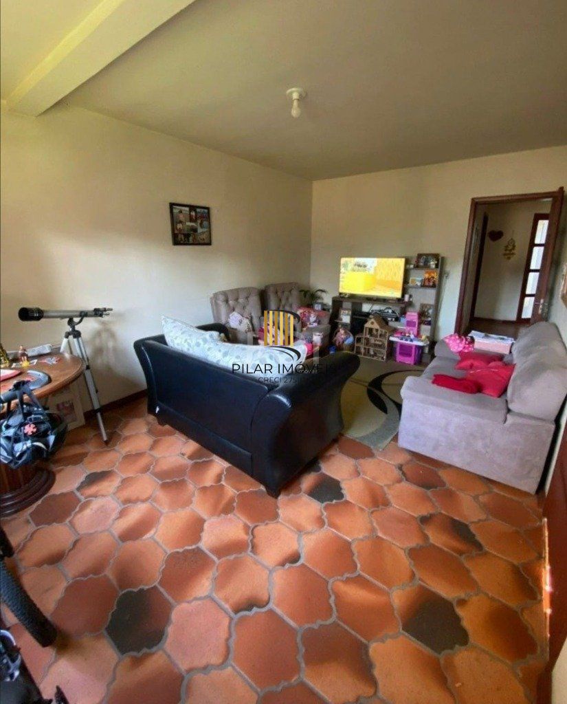 Casa 4 Dormitório(s) Bairro Centro