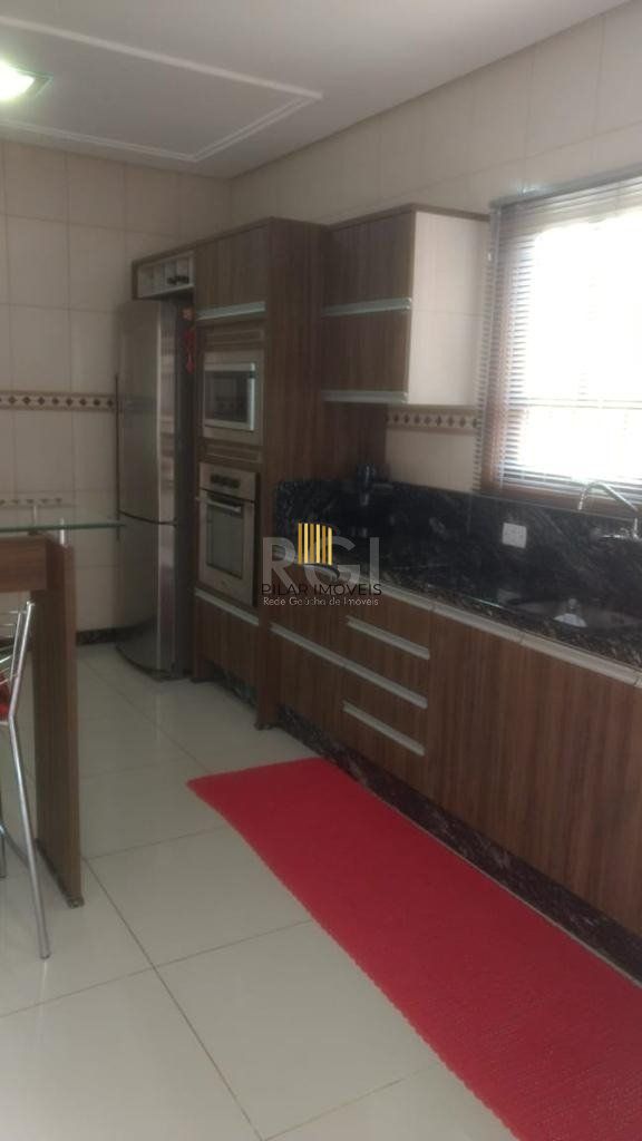 Casa para Venda - 180m², 3 dormitórios, Jardim Iolanda