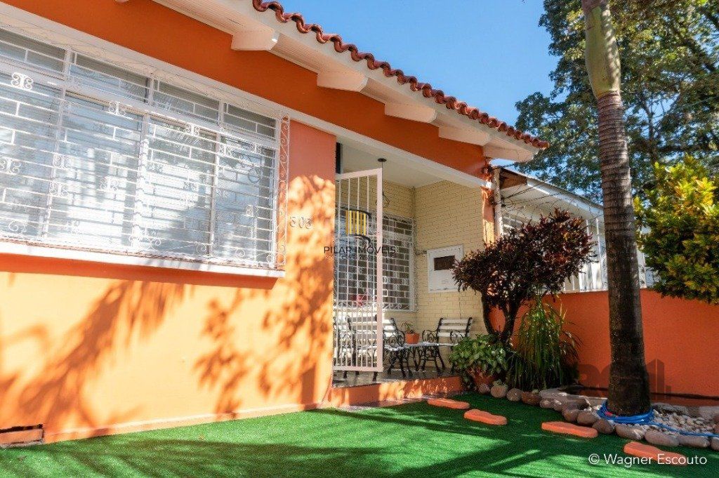 Casa 3 dormitórios no bairro Teresópolis
