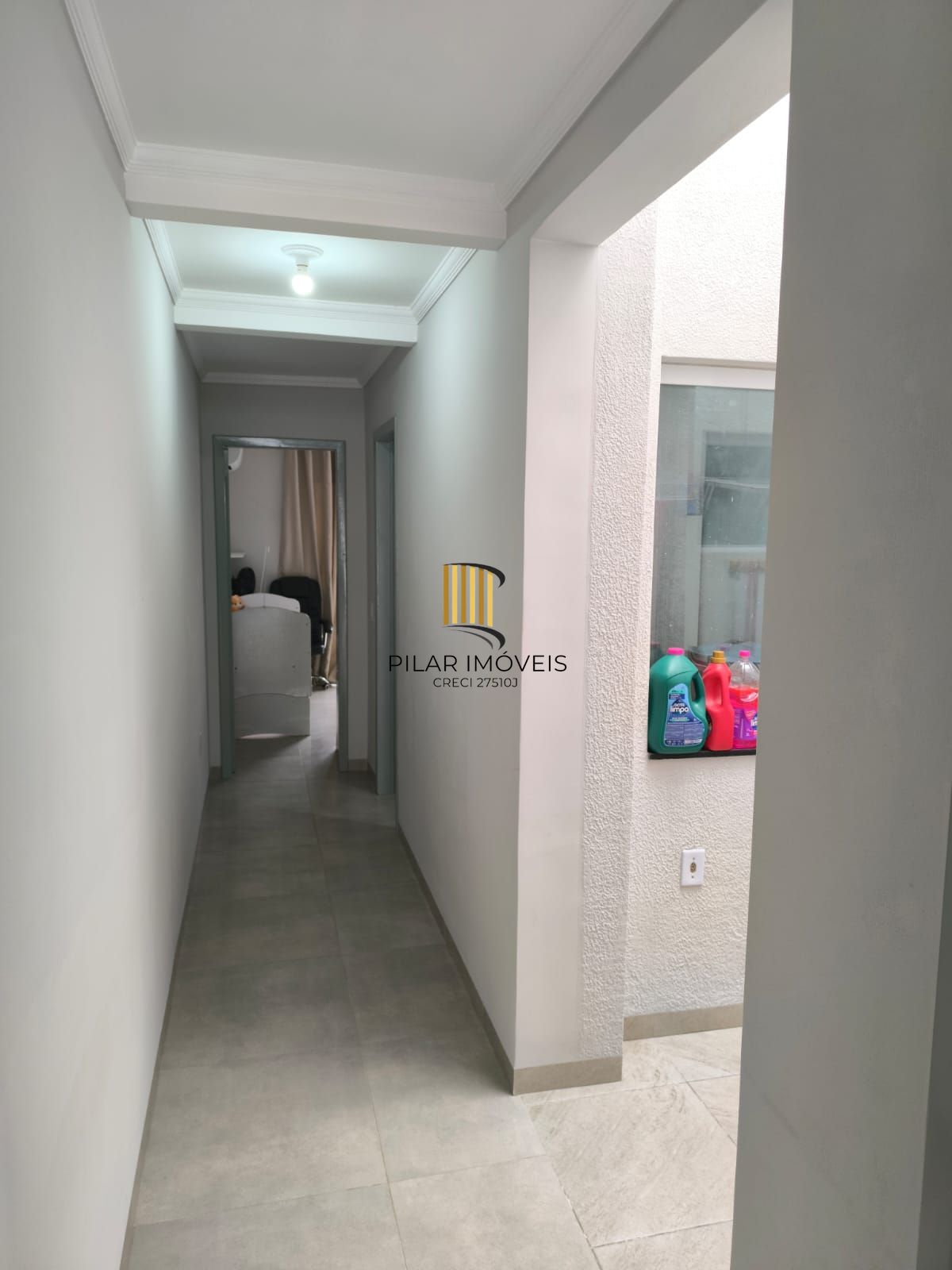 Casa 2 dormitórios no bairro Jardim Algarve