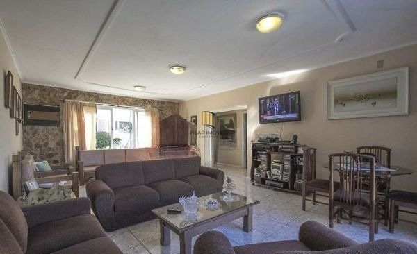 Casa para Venda - 215m², 3 dormitórios, 2 vagas - CHACARA DAS PEDRAS