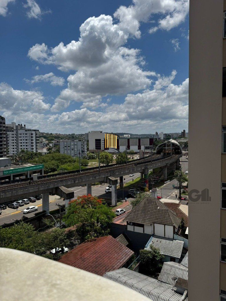 Apartamento 2 dormitórios no bairro Pátria Nova