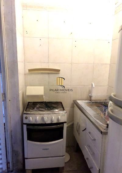 Apartamento no Centro de 1 dormitório desocupado