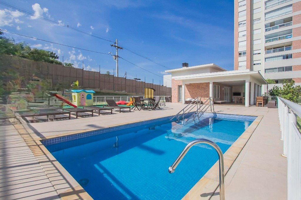 Apartamento de 3 dormitórios e 3 vagas