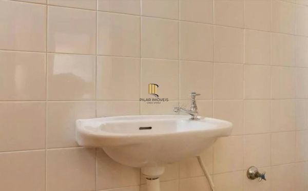 Apartamento no bairro Floresta de 3 dormitórios e vaga