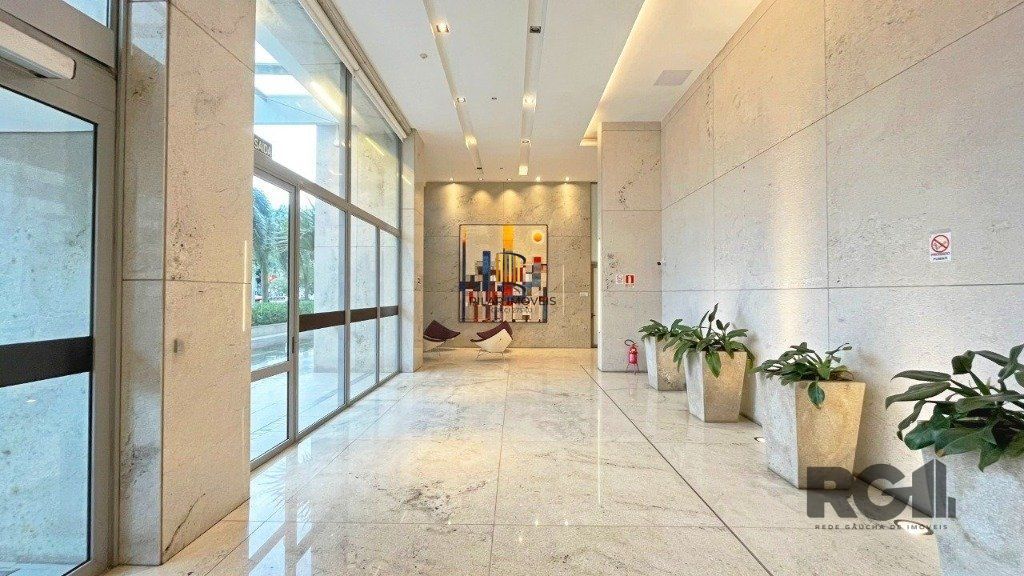 Loft no Tren City andar alto