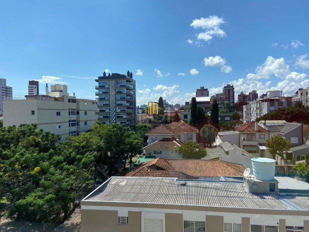 Apartamento para Venda de 2 dormitórios, 1 vaga - Petrópolis