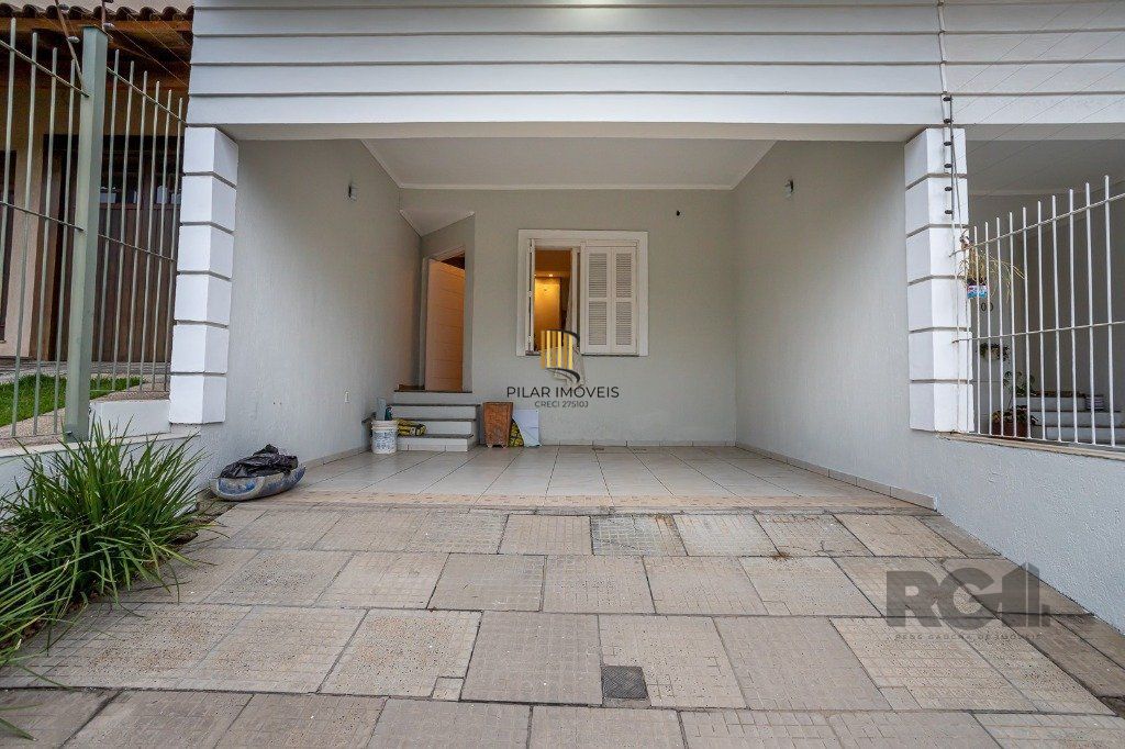 Casa sobrado no Sarandi Ecoville de 3 dormitórios e 3 vagas