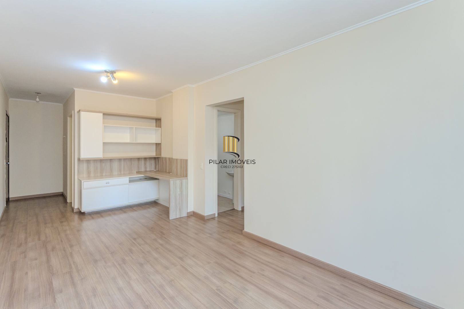 Apartamento no Centro de 1 dormitório DESOCUPADO