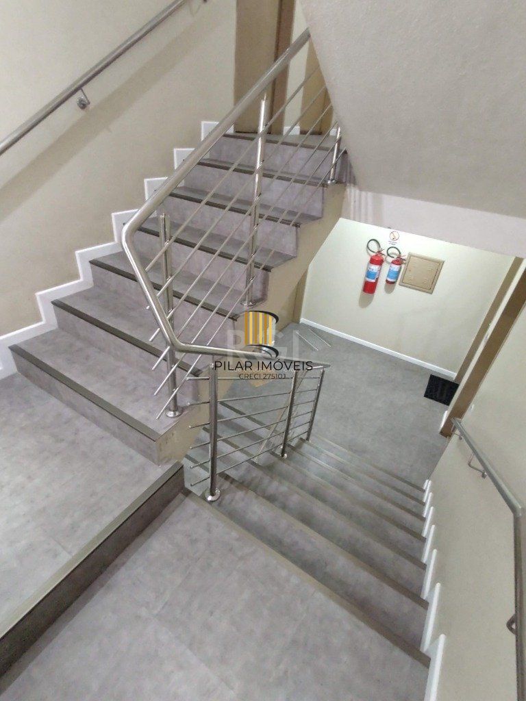 Apartamento para Venda - 67.14m², 2 dormitórios, 1 vaga - Centro