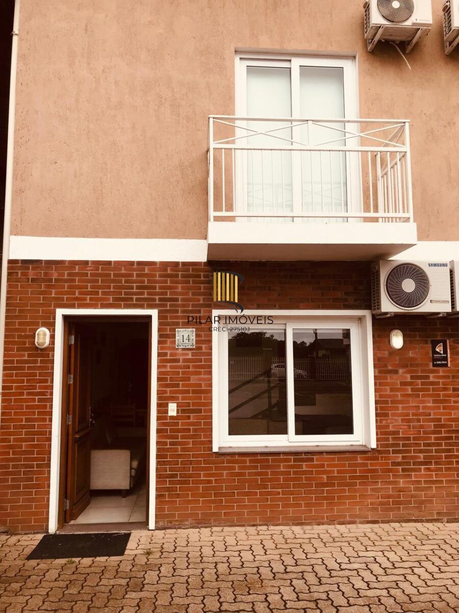 Casa em Canela no bairro Vila Maggi de 3 dormitórios