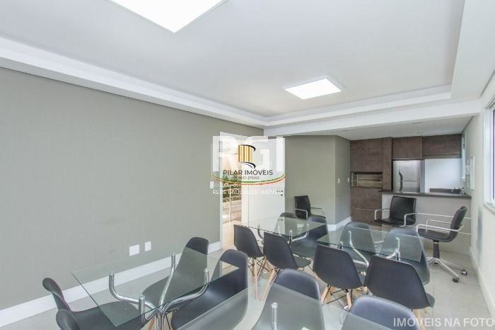 Apartamento para Venda de 2 dormitórios, 1 vaga - Petrópolis