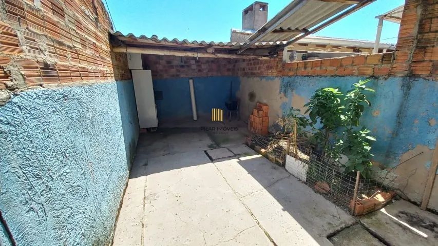 Casa 2 dormitórios no bairro Maria Regina