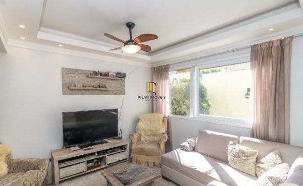 Sobrado condomínio no bairro Teresópolis de 4 dormitórios 2 vagas e infra