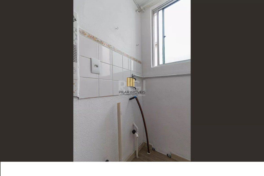 Apartamento para Venda - 37.58m², 2 dormitórios, 1 vaga - Rubem Berta