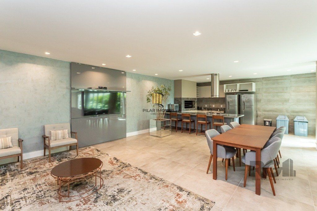 Apartamento de 2 dormitórios e 2 vagas NOVO desocupado