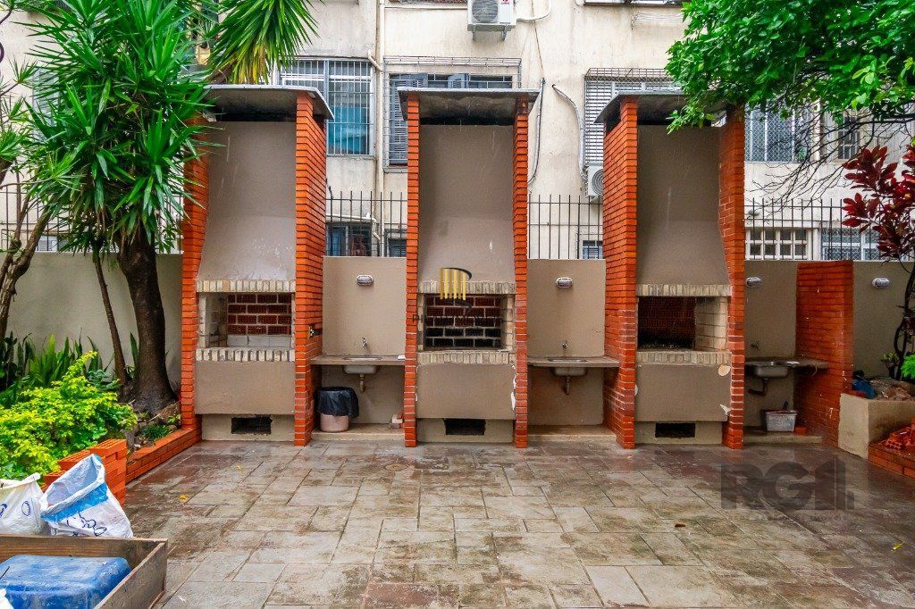 Apartamento de 1 dormitório no bairro Farroupilha mobiliado