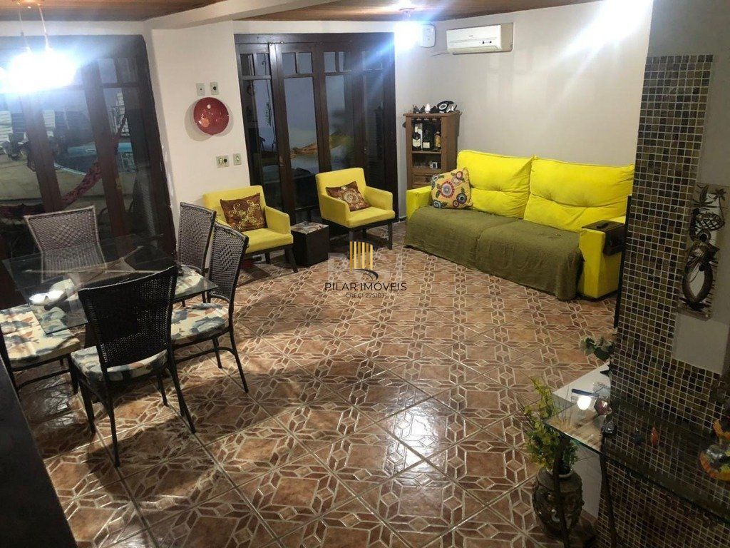 Casa de 5 dormitórios 6 vagas -no  Cristal